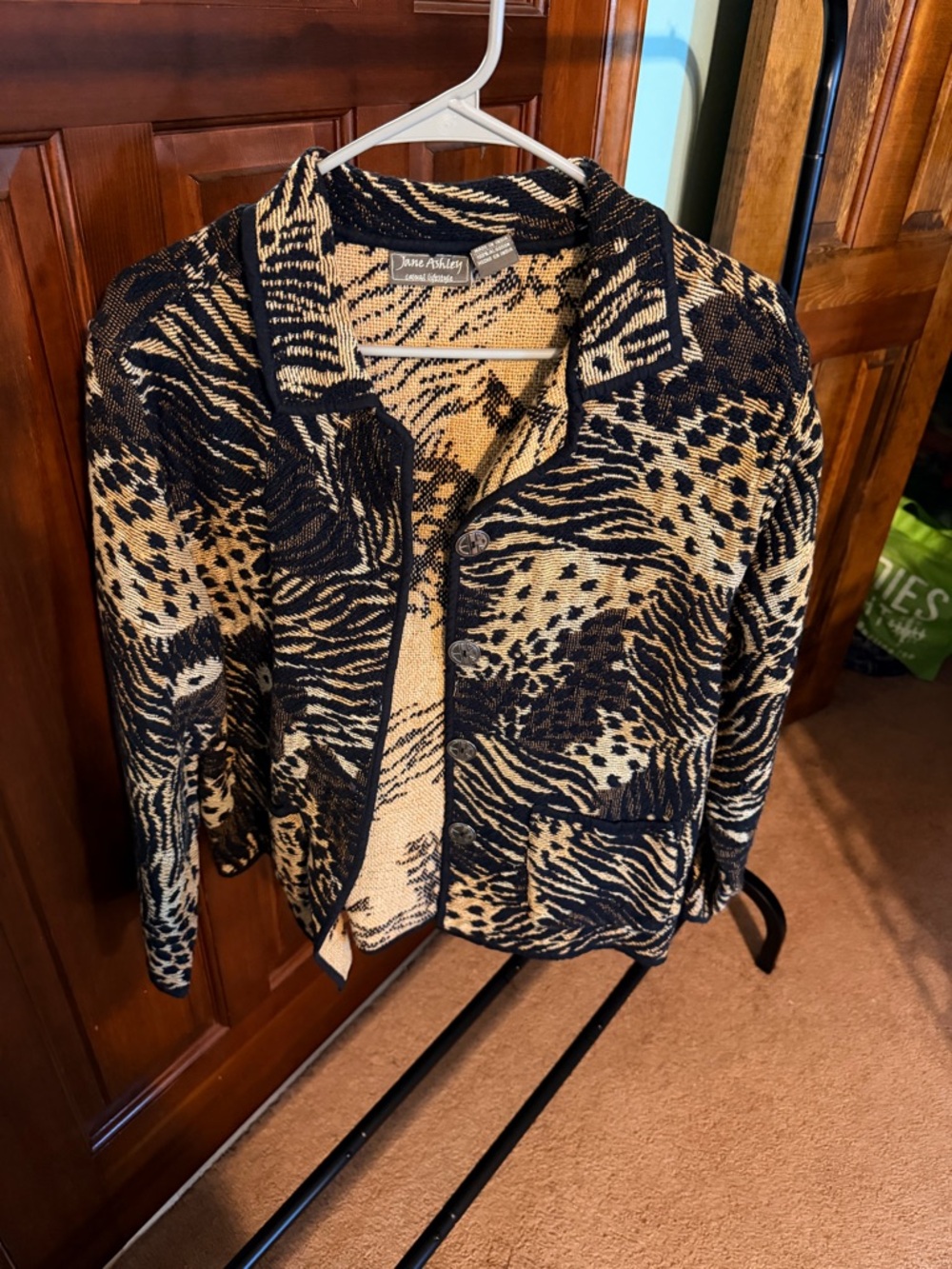 Jane Ashley Black & Tan Animal-Print Knit Blazer